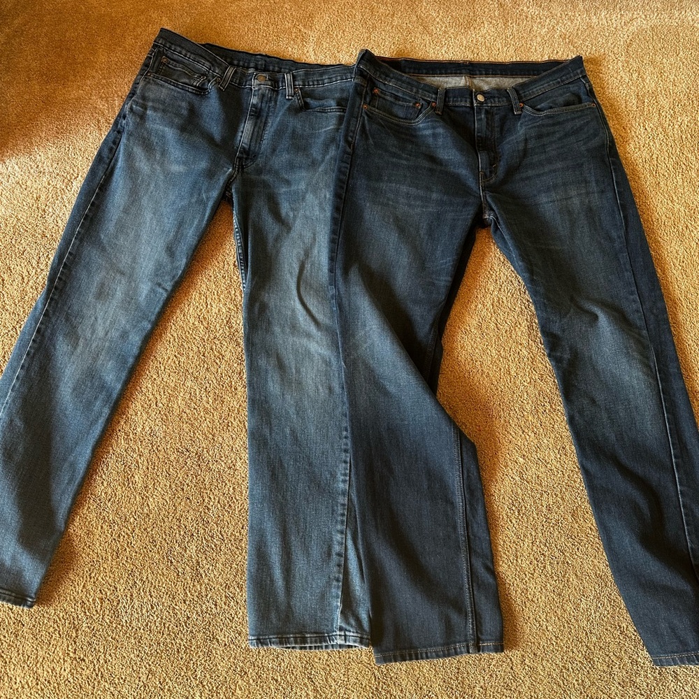 Men’s Levi’s. 36x34 514 two pair.